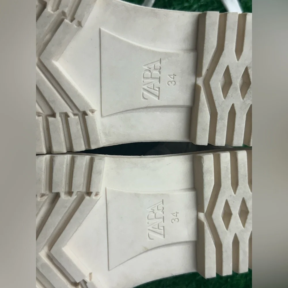 Zara Kids Shoes Size‎ 34